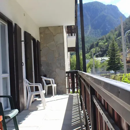 Hotell Casa Per Ferie Beatorosaz Cesana Torinese