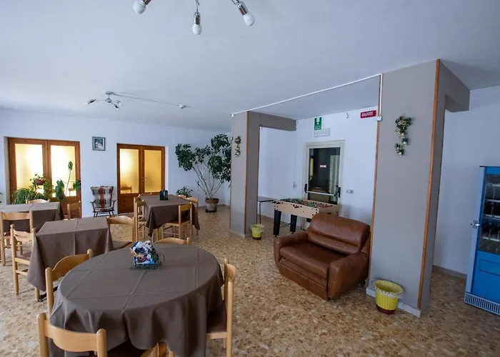 Hotel Casa Per Ferie Beatorosaz 2*