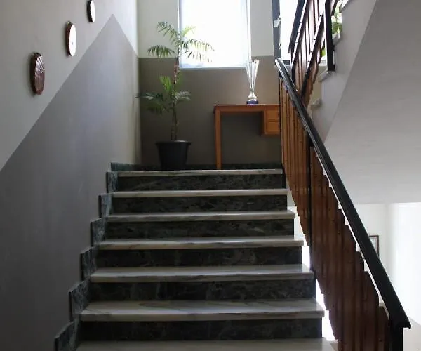 Hotel Casa Per Ferie Beatorosaz 2*