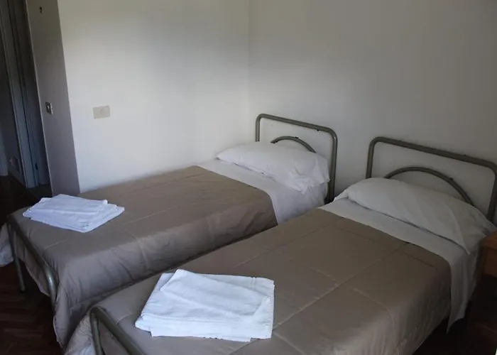 Hotel Casa Per Ferie Beatorosaz 2*